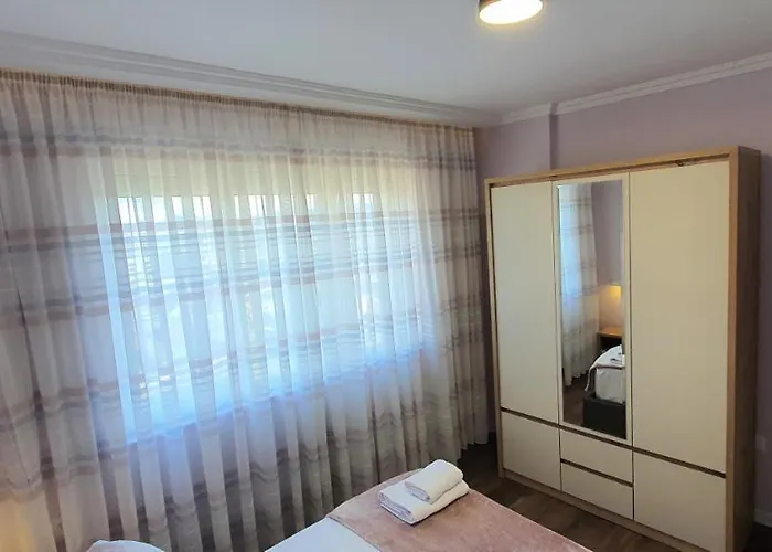 Bora Garden * Tirana